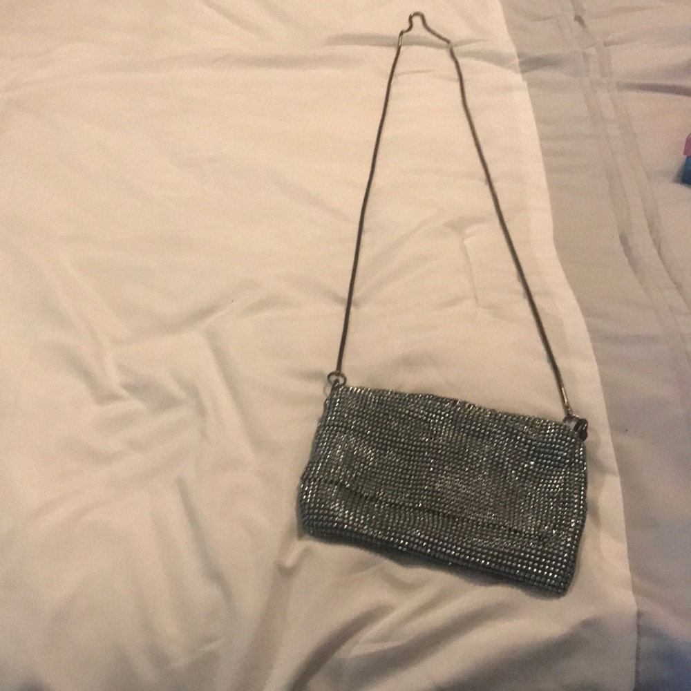 Merona silver over the shoulder purse. Bh3